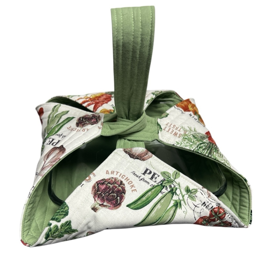 Hand Crafted Casserole Carrier Small Quilted Reversible Pie Plate Carrier